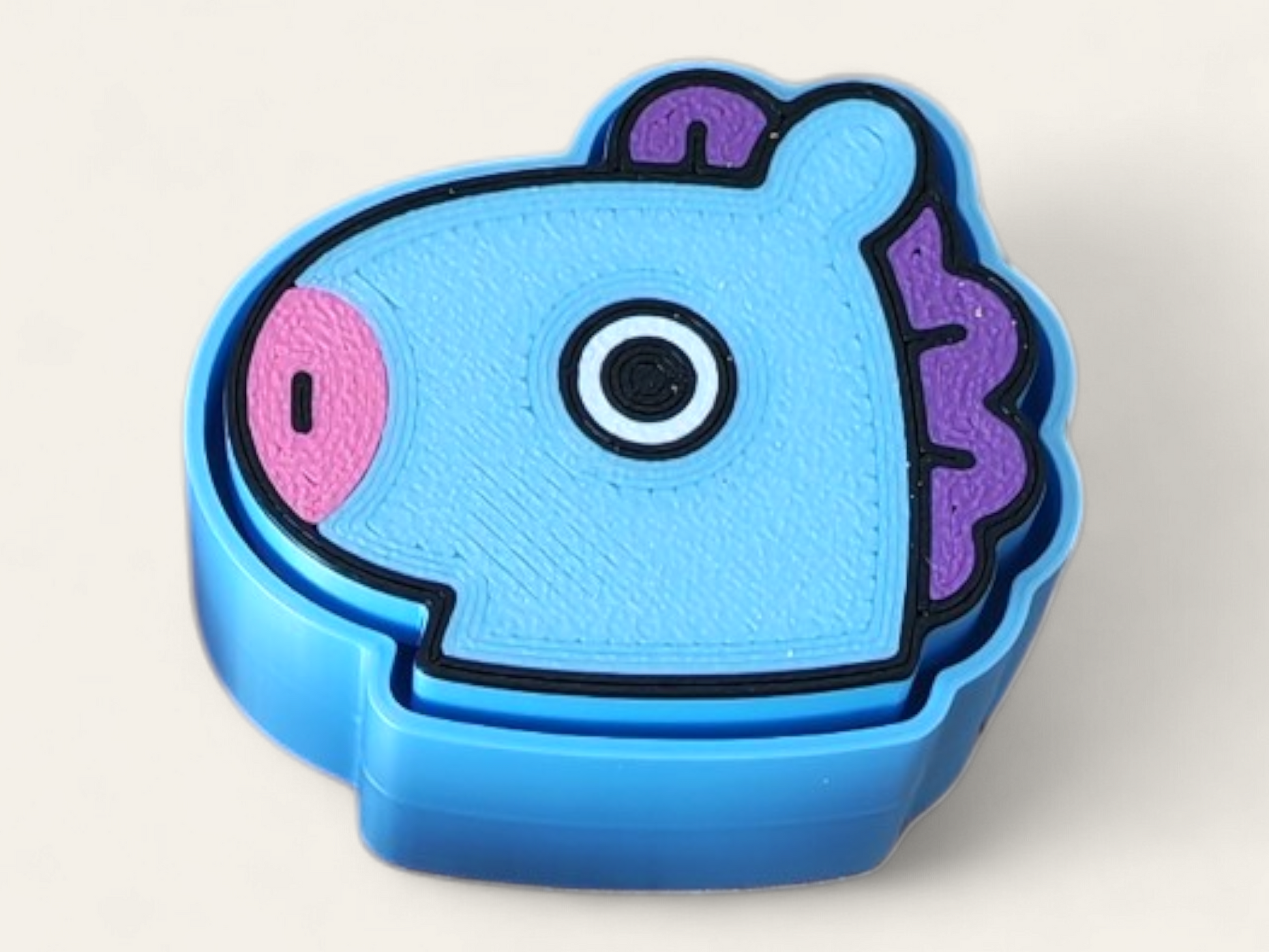 Clicker Kokoroto BT21 con diseño de personajes, ideal para entrenamiento y control de mascotas.