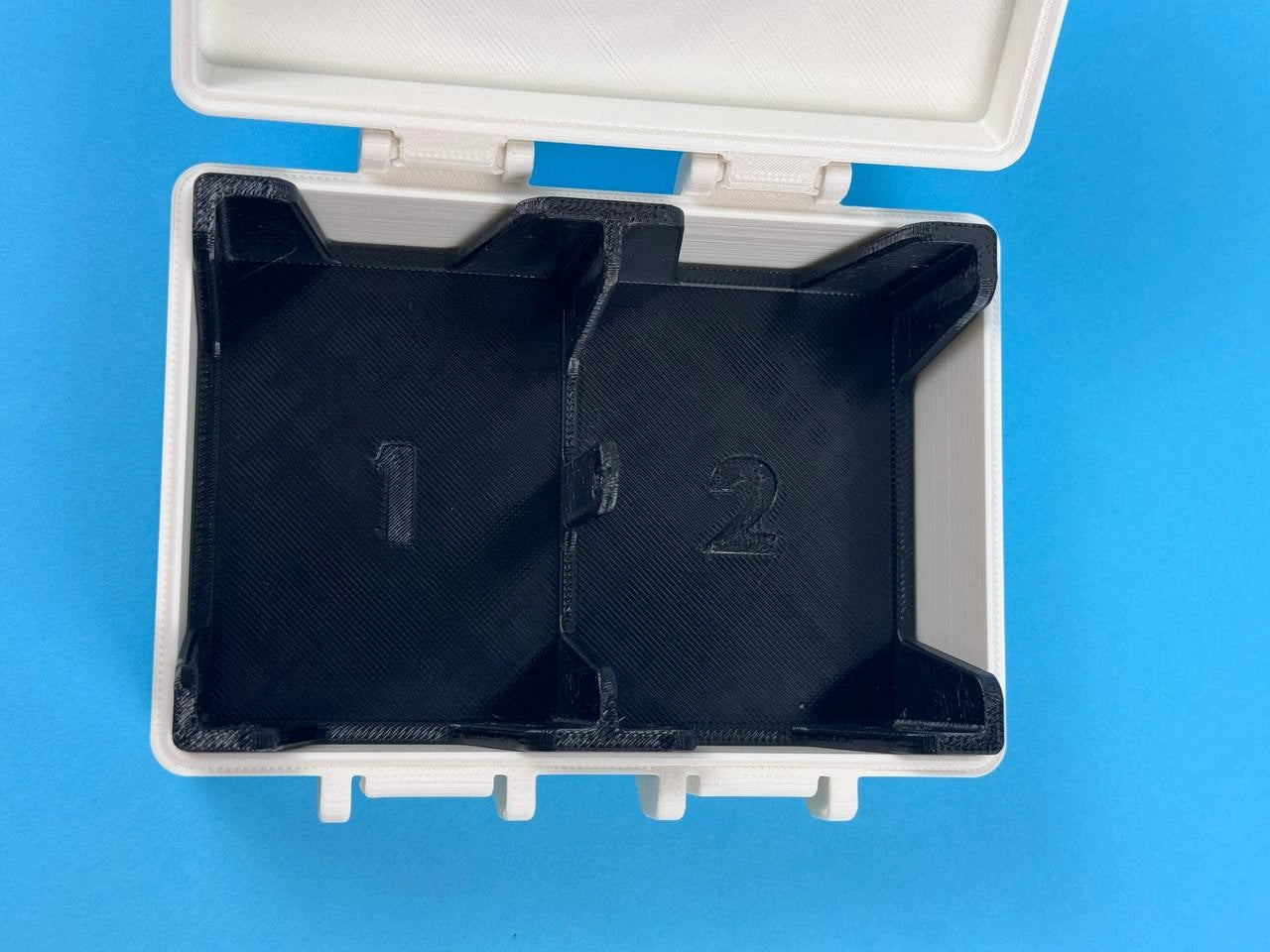 Caja para stickers y cartas FIFA 2026