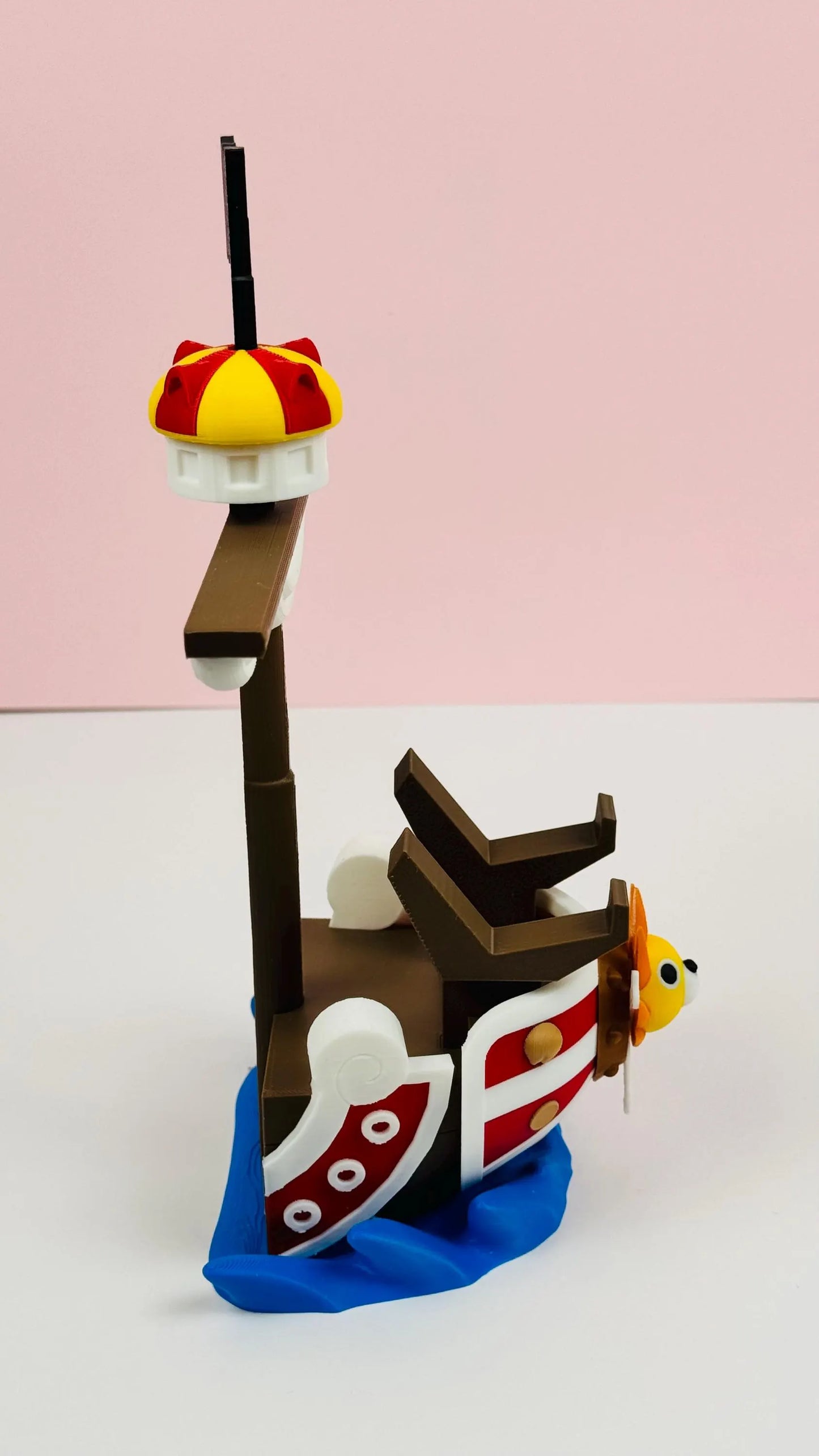 Soporte para mandos One Piece Thousand Sunny