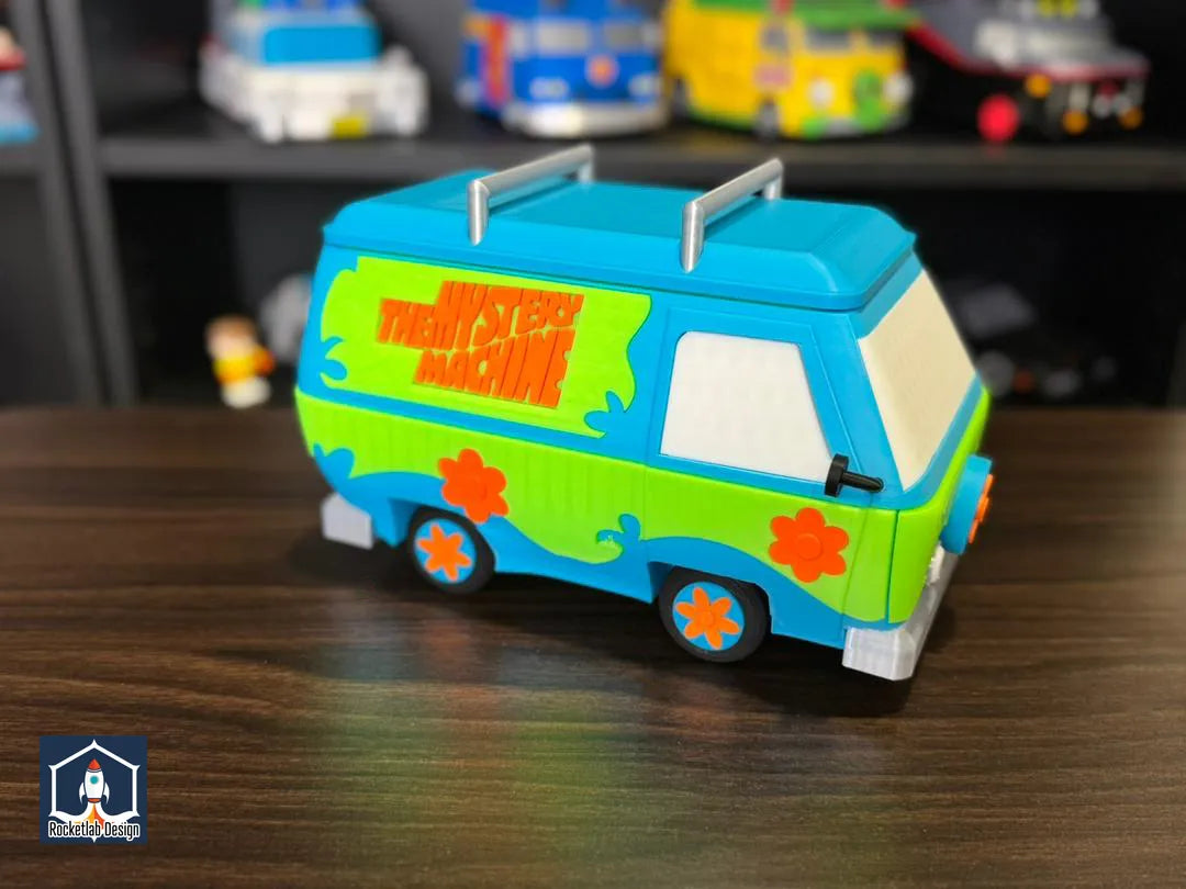 Recipiente para caramelos con forma de la Mystery Machine de Scooby-Doo, vista en ángulo mostrando el lateral - Kokoroto